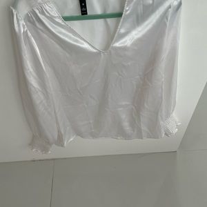 Aqua Satin white blouse with ruffled cuffs xs